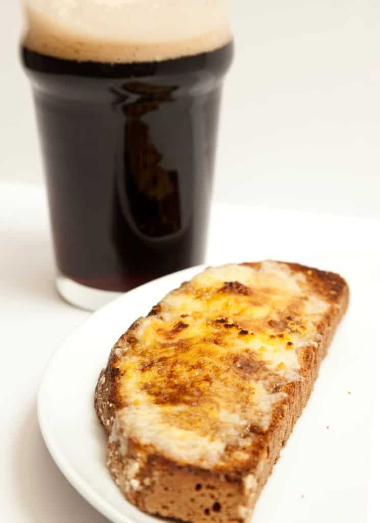 Welsh rarebit e stout, colazione gallese